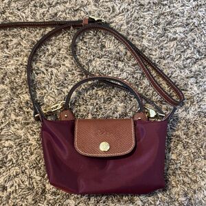 Elegant Burgundy Handbag